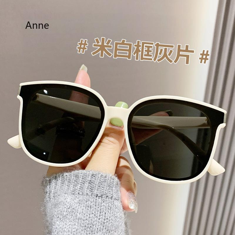 Vintage Square Sunglasses Women Designer Luxury Oversized Men Women Sun Glasses Classical UV400 Fashion Outdoor Oculos De Sol