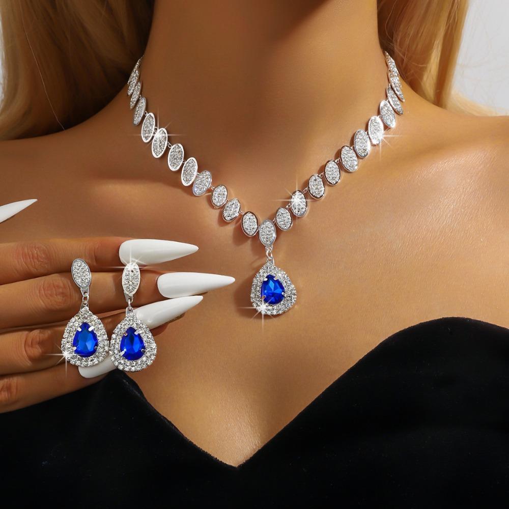 Diamond Earrings Necklace Set Ladies Dinner Luxury Accessories European and American Jewelry Wedding Season
