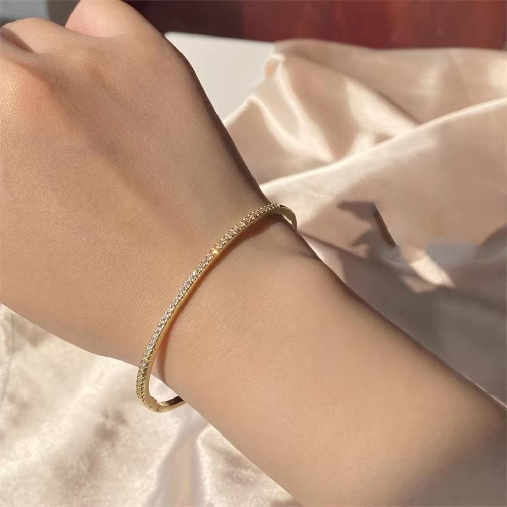

Women Fashion Half Circle Diamond Bracelet Luxury Small Zirconia Stone Sparkling Star Wristband