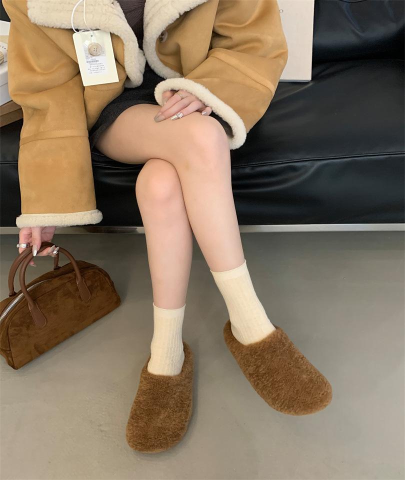 

осень-зима 2025 новая сумка из овечьей шерсти, домашние тапочки-полусапожки, женская обувь на толстой подошве из шерсти, универсальные тапочки 39