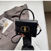 Premium contrasting color small bag women's 2025 new popular versatile messenger bag fashionable commuter small square bag