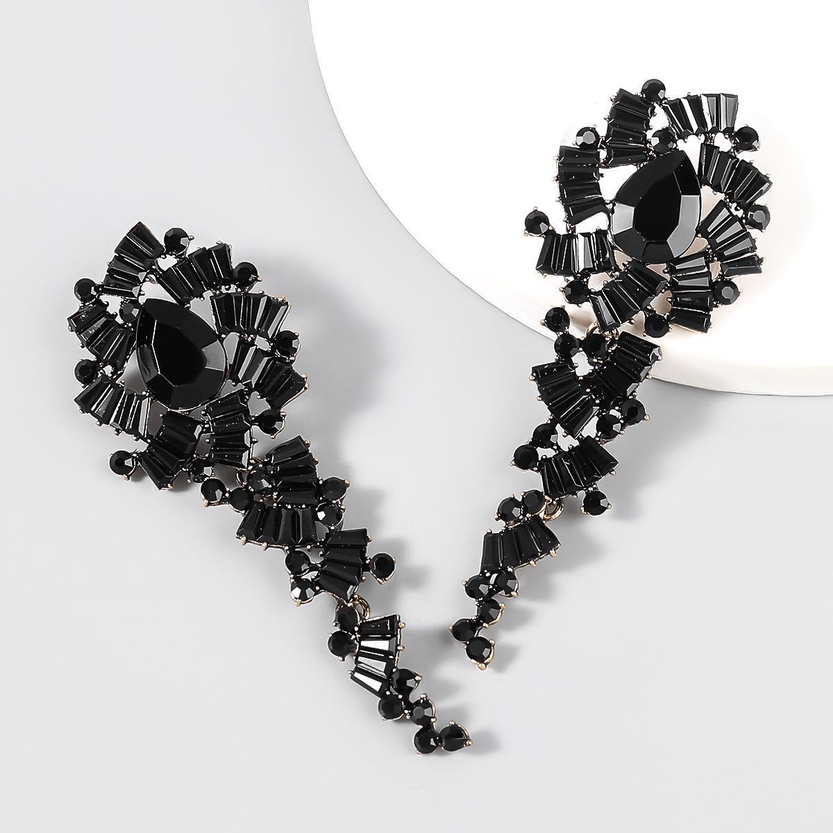 Длинные серьги-цветы из акрила и бриллиантов в европейском и американском ретро стиле - женский праздничный аксессуар чёрный