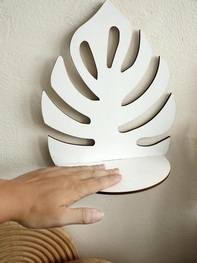 White Leaf Floating Wall Shelf Display Wooden Plant Flower Pot Tray Storage Rack Home Decoration for Girl Room Wall Decor Gift