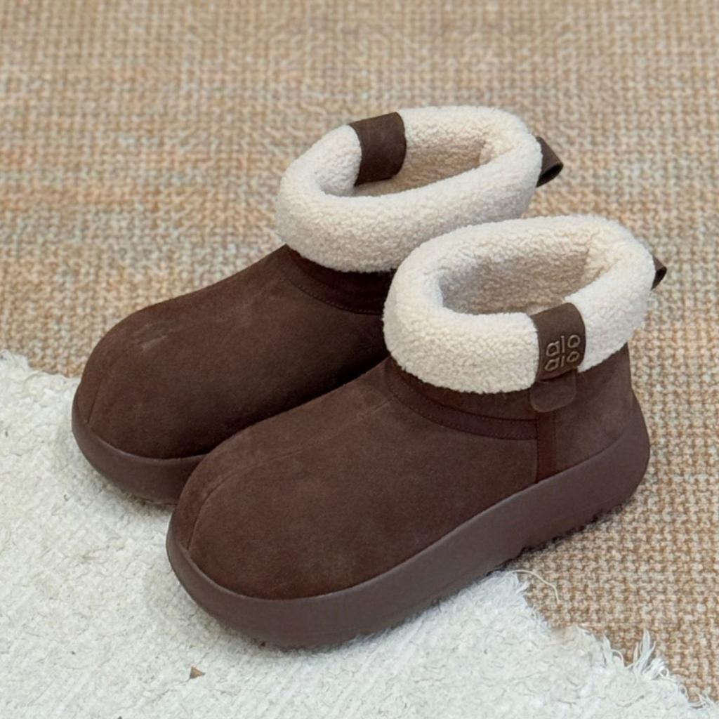 Today's Popular Fluffy Snow Boots Women's Winter Piled Thickened Warm Cotton Shoes Fashionable Versatile Platform Short Boots