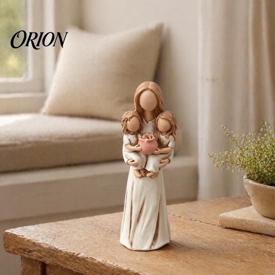 Hand Painted Tabletop Decor Mother And Daughter Hugging Ornament, Resin Hand-painted Statue, Modern Aesthetic Ornament Faceless Figurine for Mother's
