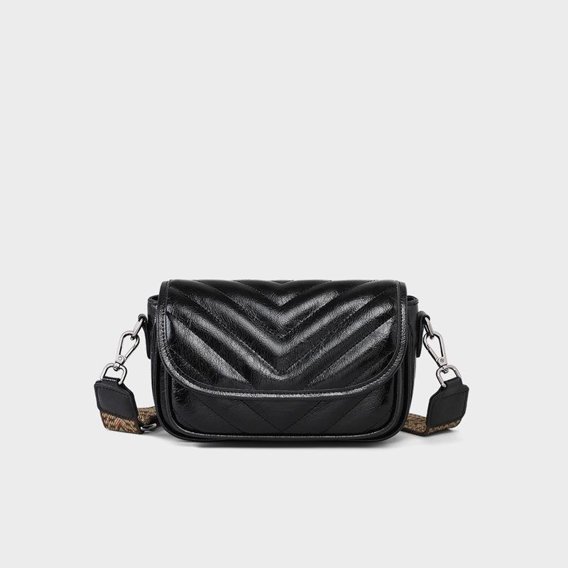 Bag women's new messenger bag women's bag autumn leather work small bag exquisite shoulder bag