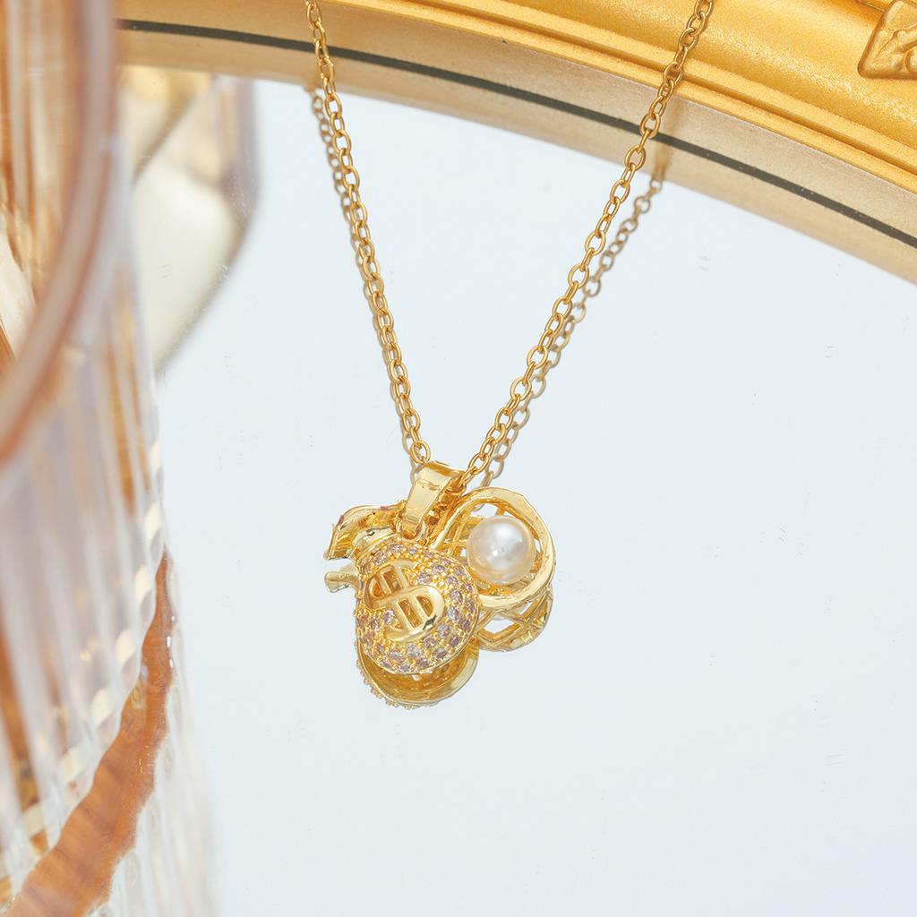 Light Luxury Niche Design Pearl Money Bag Pendant Necklace Women's Good Luck Jewelry