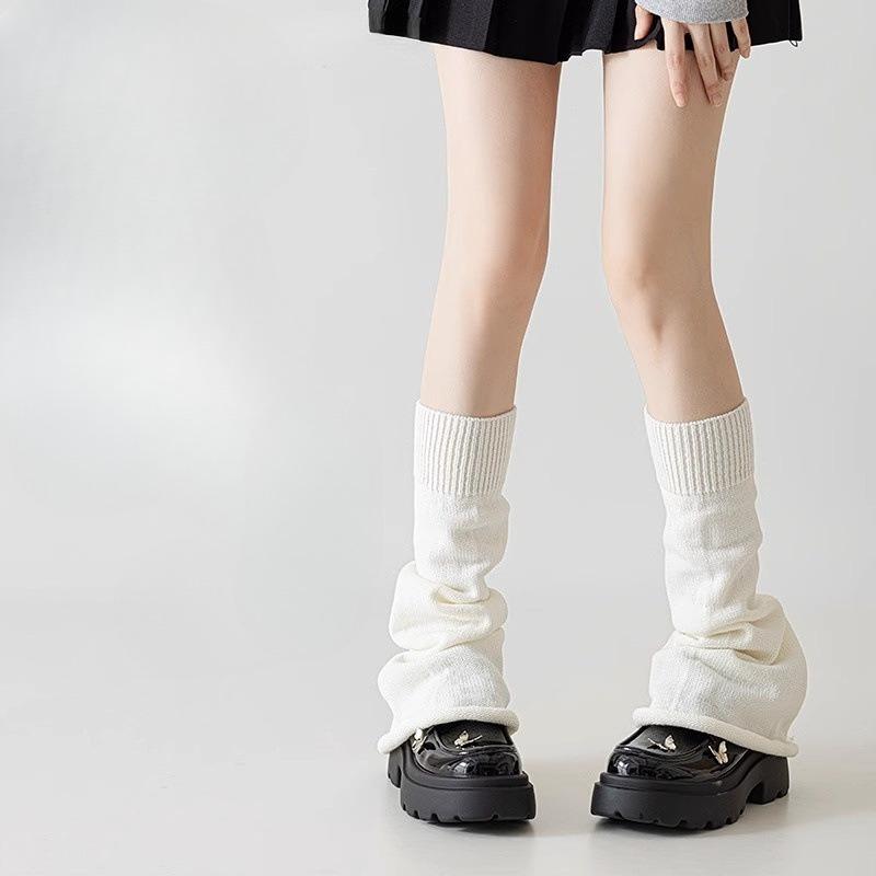 Hvite Strikkede Strømper for Kvinner, Høst- og Vinterstrømper med Utsvingte Vide Ben, Leggstrømper