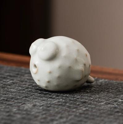 Small Tea Pet Figurine for Home Tea Brewing - Decorative Ornament for Tea Table