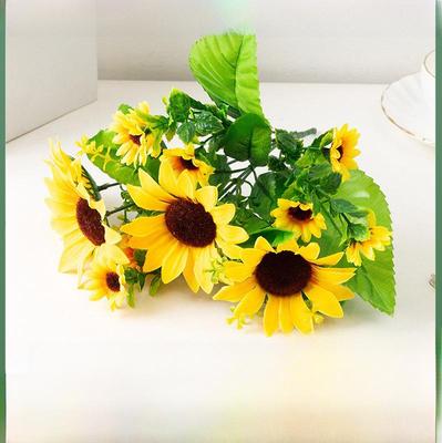 Διακόσμηση σπιτιού – Διακοσμητικά λουλούδια και στεφάνια