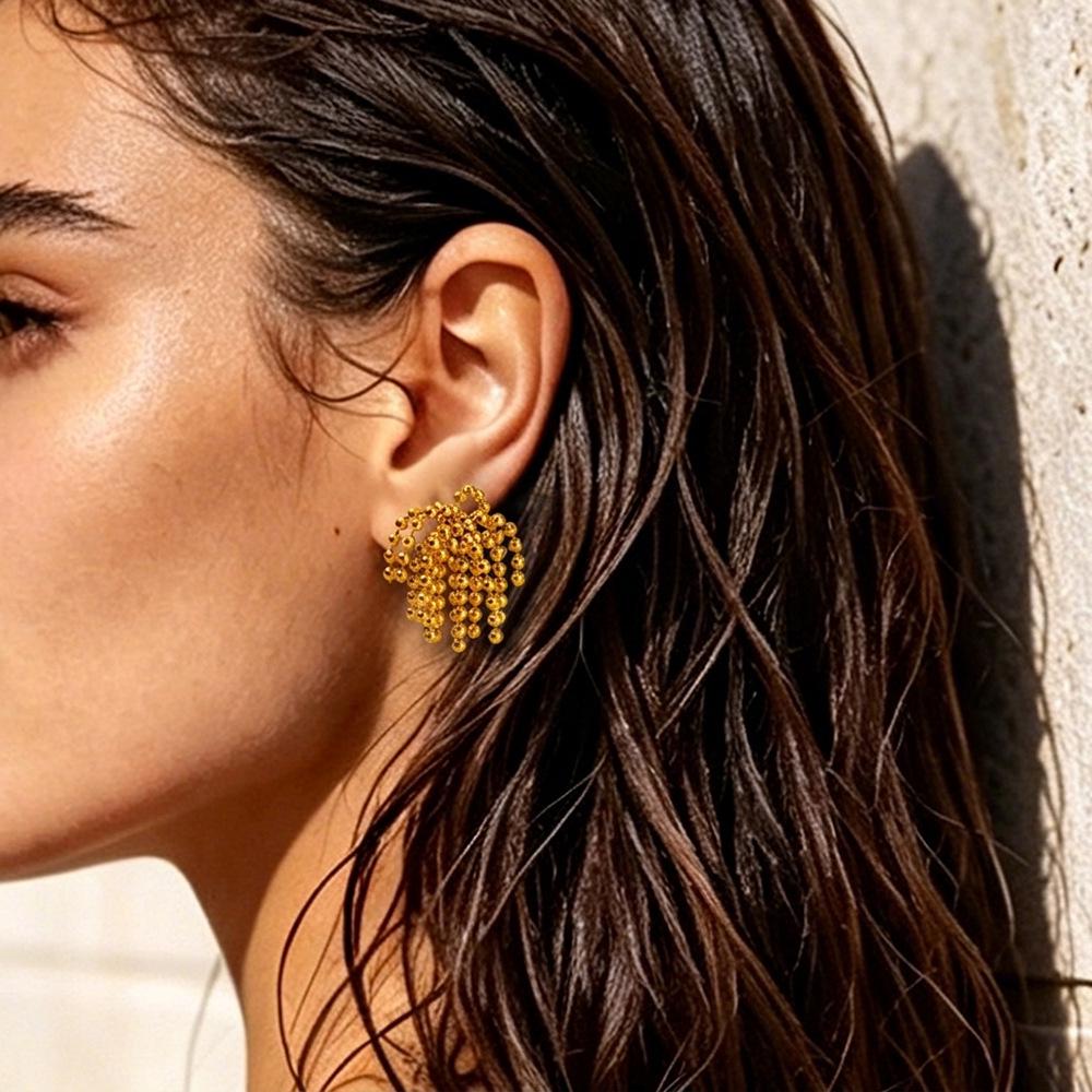 Meishiduo Luxurious Metal Firework Tassel Earrings: Bold, Stylish Design for Women золотой