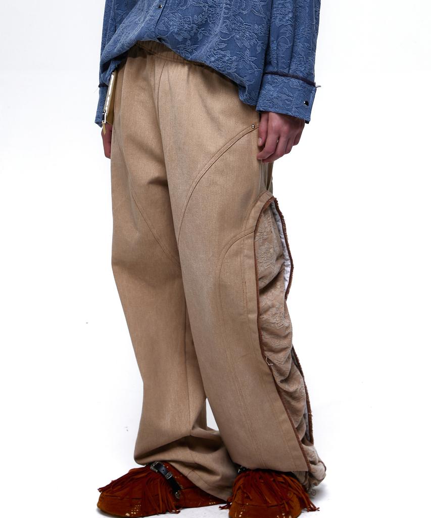 Aleseueseussi Incision Jacquard Mixed Pants - Beige