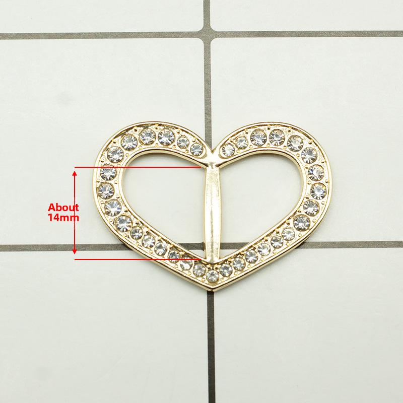 

Корейская многофункциональная пряжка для шарфа с жемчугом и стразами - высококачественный аксессуар для одежды