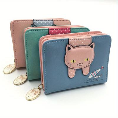 Adorable Cartoon Cat Design Women's Short Wallet with Zipper for Coins and Cards.