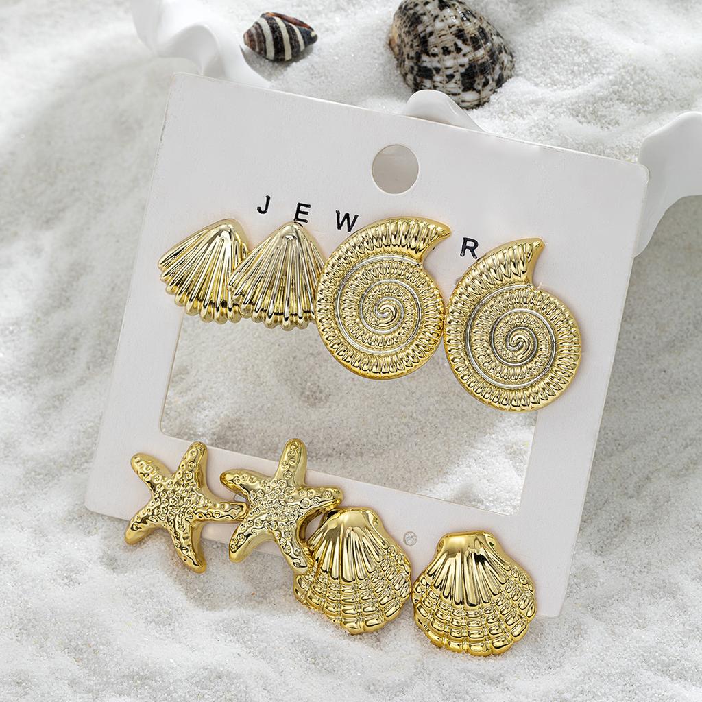 4 Pairs of Metal Ocean Style Stud Earrings Set, Gold Starfish Conch Shell Earrings with Niche Design
