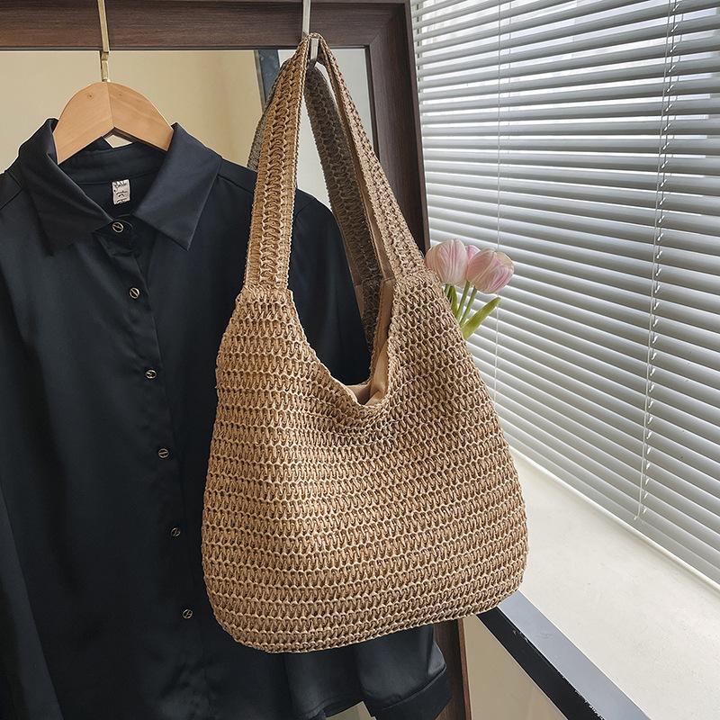 

Beach versatile pastoral vacation wind woven bag women s summer new large-capacity casual solid color lightweight shoulder bag хакі