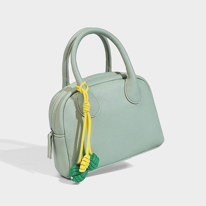 Niche Design Bowling Bag for Women 2025 New Handbag Fashion Versatile Shoulder Crossbody Bag Shell Bag Trendy