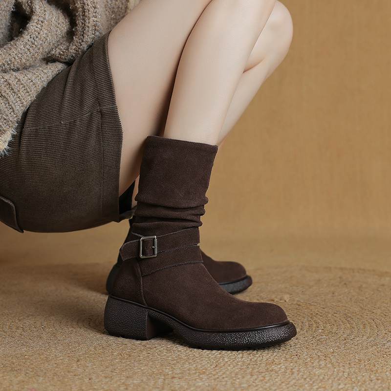 Krazing Pot Cow Suede Nubuck Pleated Decoration Autumn Winter Shoes Chunky Heels Size 43 Size 42 Round Toe Zipper Retro Fashion Mid-calf Boots