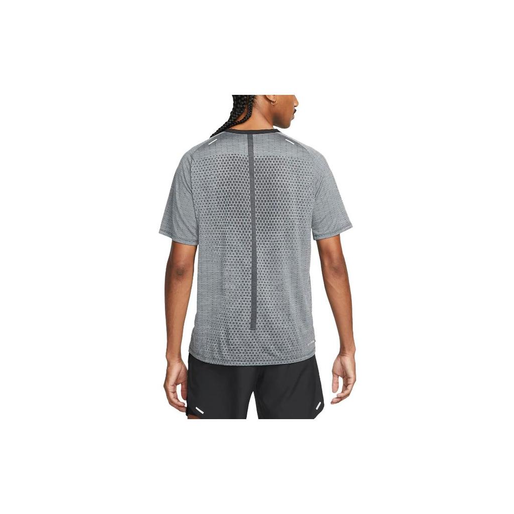 New Nike T Shirts Men Gray DM4753-010
