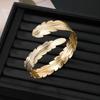 Ethnischer Stil Metall Schlangen-Blumen Armreif Armband Retro Geometrisches Design