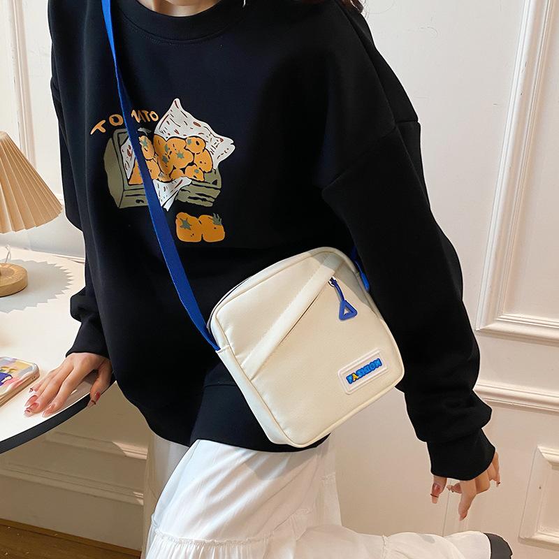 

2025 street trend small satchel women s fashion casual composite cloth out of the street contrasting color shoulder small square bag one size fits all фіолетовий