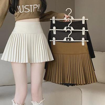 Sukně, kalhoty a další – Sukně