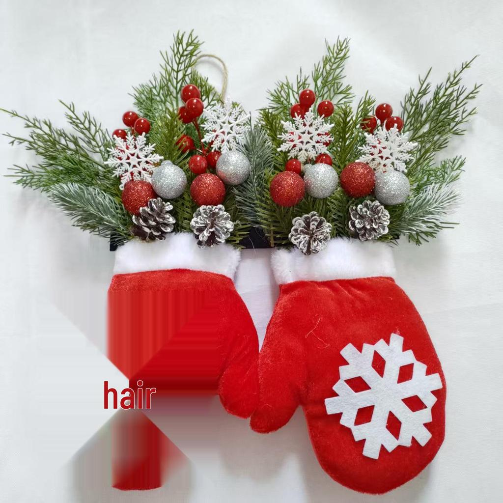 Twinkling Christmas Glove Wreath