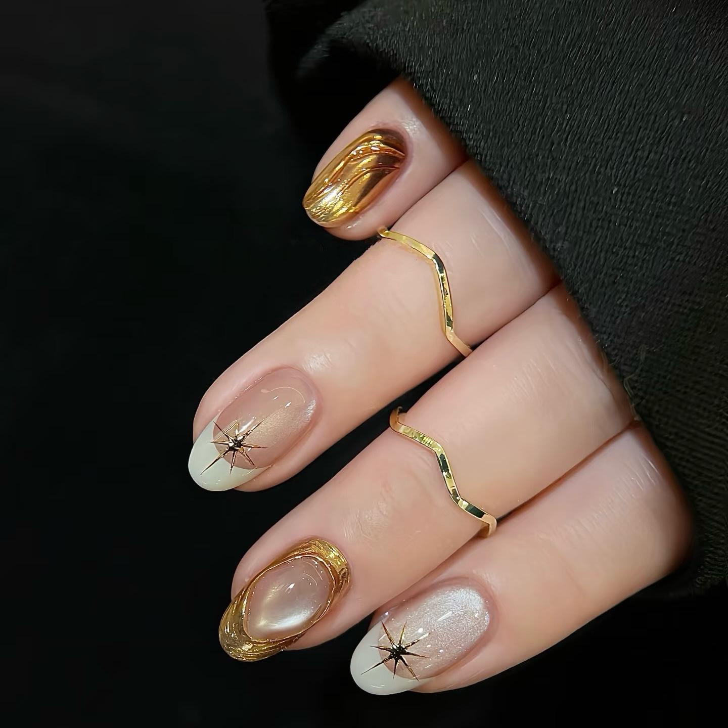 

2025 Spring/Summer Pink Champagne Press-On Nails: Rich Girl Style Gilded Whitening Patches
