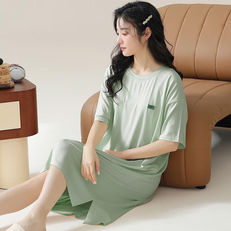 LangSha Padded Nightgown for Women, Loose-Fitting Bra-Free Sleepwear, Thin And Suitable for Outdoor Wear, Short-Sleeved Ladies' Loungewear