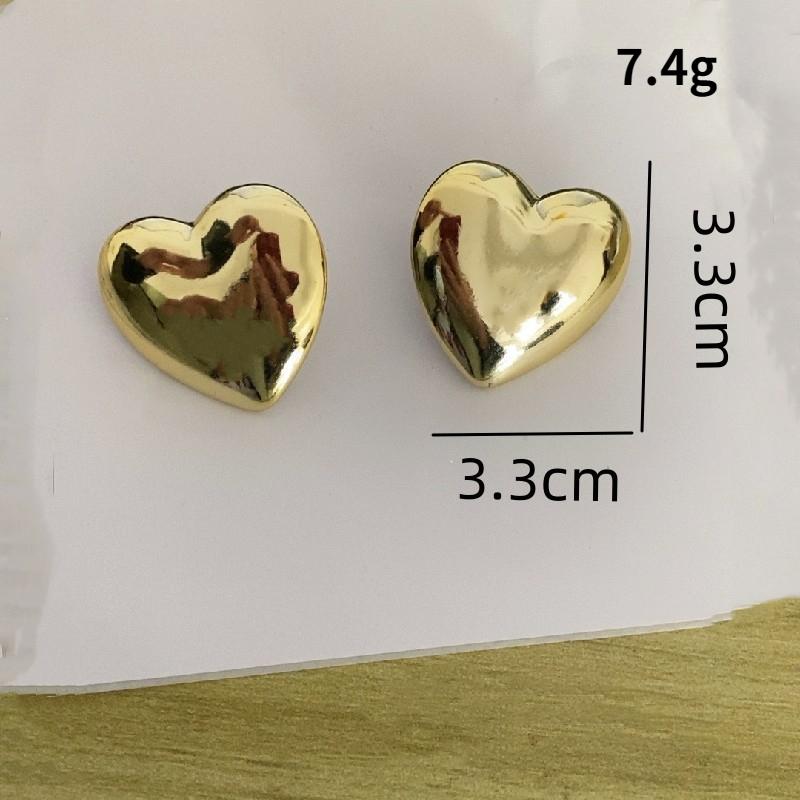 Fashionable Metal Heart-shaped Earrings with Temperament and Personality