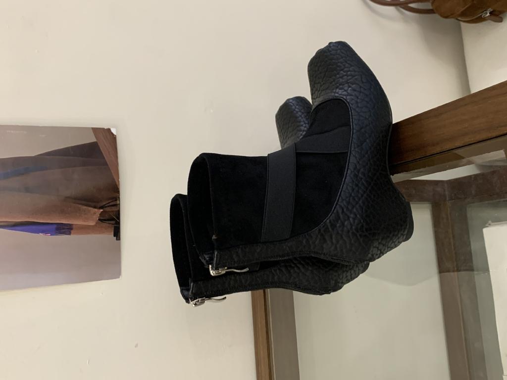 2025 autumn and winter new round head inner coarse heel matte low tube splicing suede thin pile Martin women's short boots