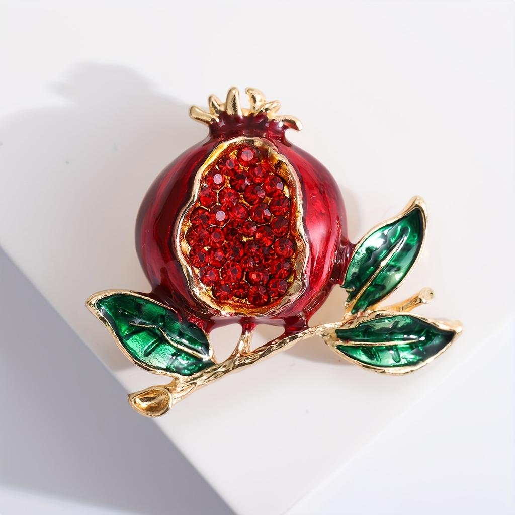 SKEDS New Fashion Rhinestone Pomegranate Brooch Women's Elegant Temperament Fruit Corsage Designed Pin Clothing Suit Accessory