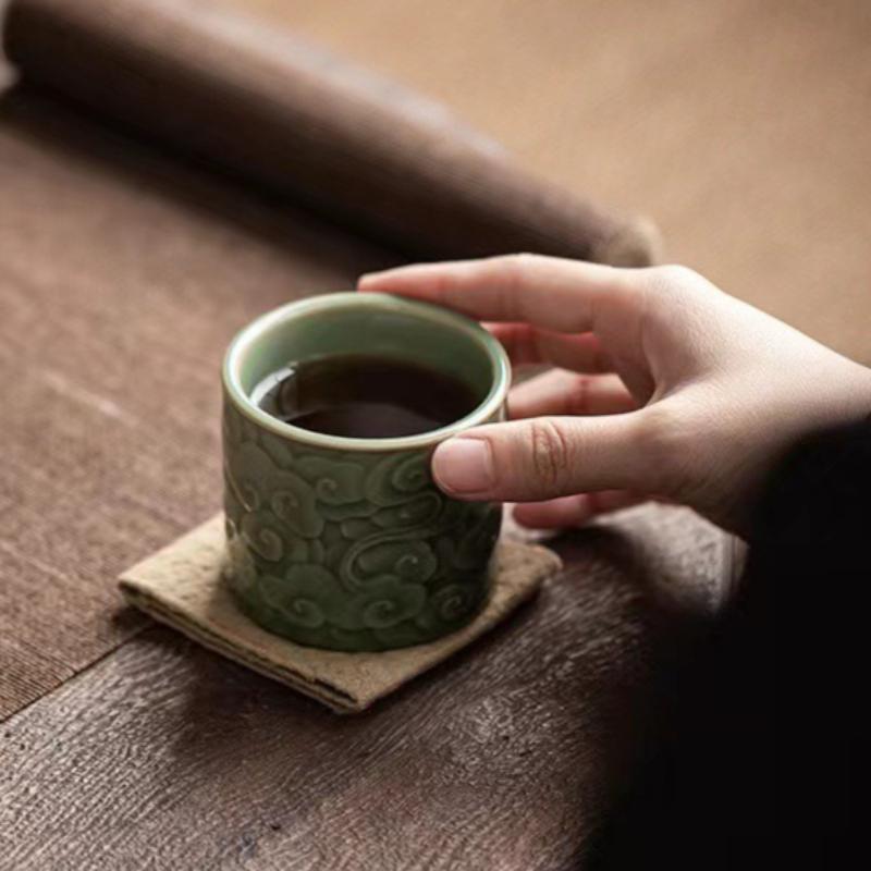 Handmade Celadon Tea Cup Traditional Longquan Ceramic Art Yunxiang Tea Tasting Cup for Gongfu Tea Ceremony Home