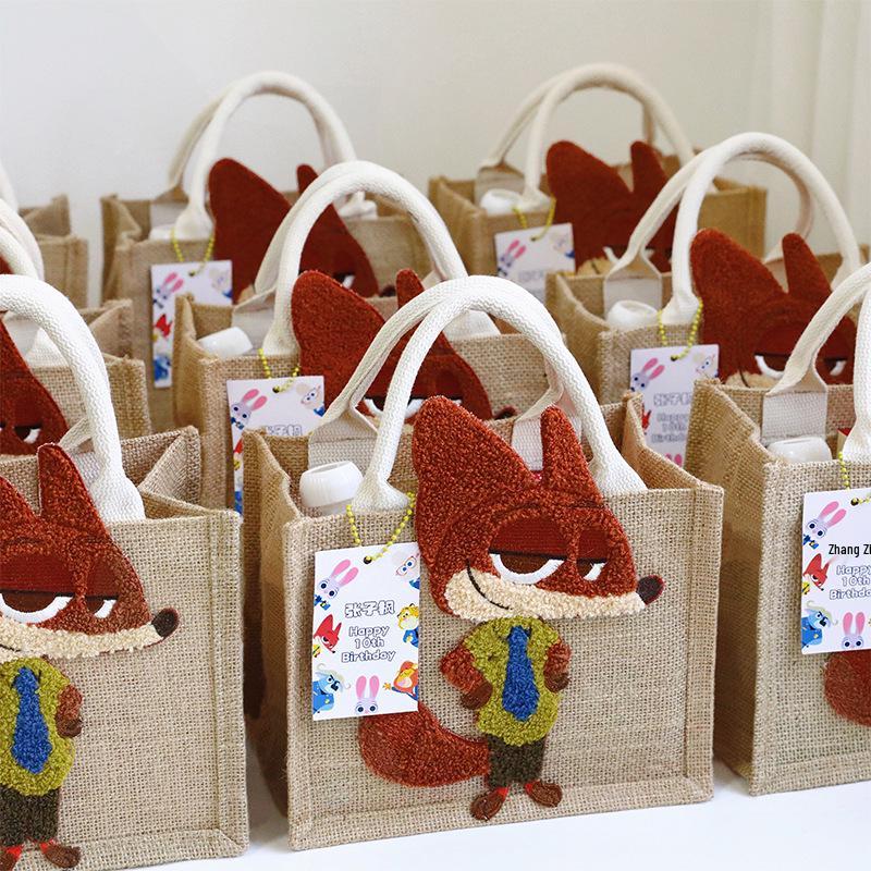 Kids' Party Favors: Gift Bags for 10-Year-Olds, Kindergarten Classmates, and Elementary School Graduations