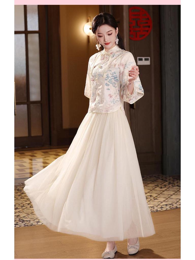 2025 Neuer Stil Champagner Langarm Brautjungfernkleid für Herbst-/Winterhochzeit