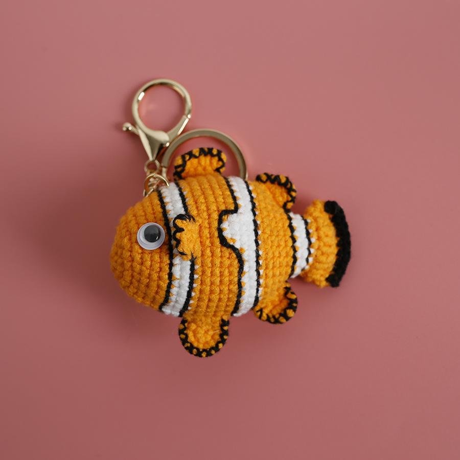 Handmaking Crochet Jellyfish Keychain Pendant Creative Ocean Series Crochet Keychain Knitted Cute Clown Fish Keyrings Wholesale