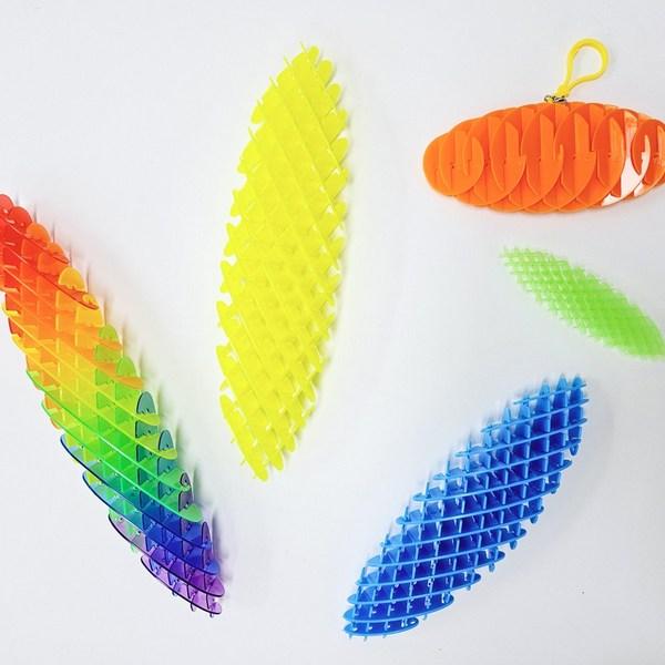 Honeycomb Fidget Toy Moving Fidget Worm, Korea Representative Board Game