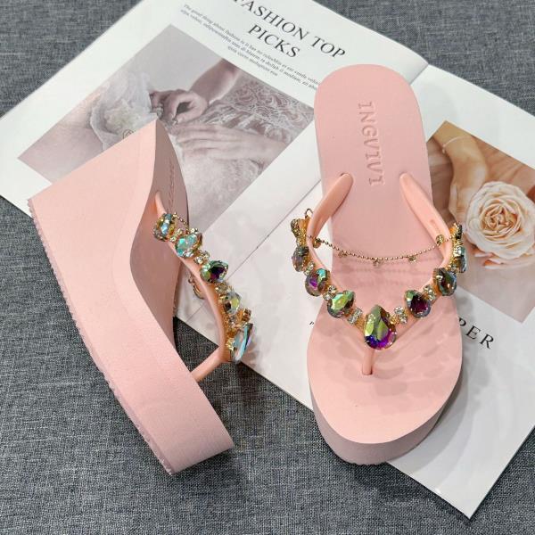 Fashion Shoes Woman 2025 House Slippers Platform Shale Female Beach Heeled Mules Rubber Flip Flops Sabot Summer High Flat Hawaiian Soft