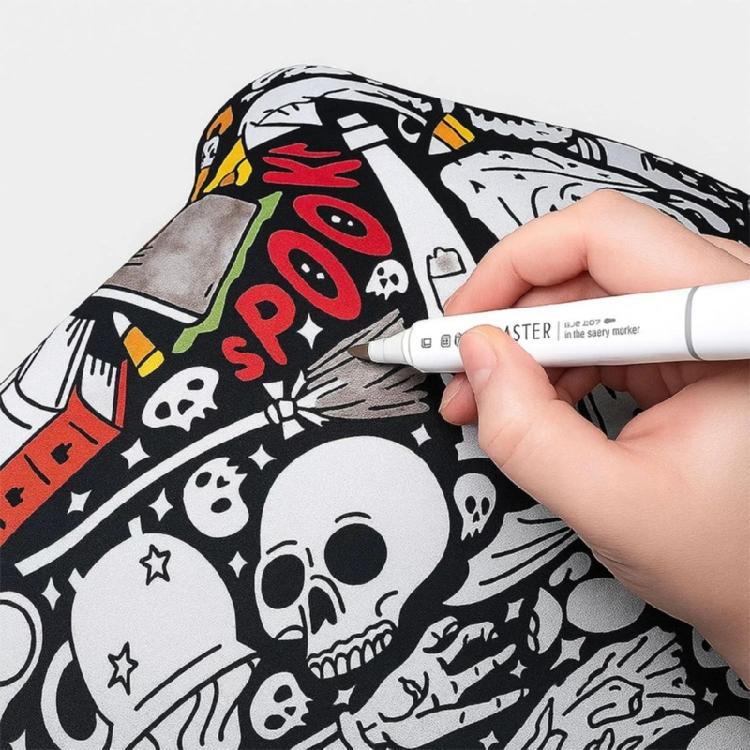 Coperta da Colorare Fai da Te, Colora la Tua Coperta Plaid 50 × 60 pollici Coperte Lavabili da Colorare con Set di 12 Pennarelli Colore Regalo