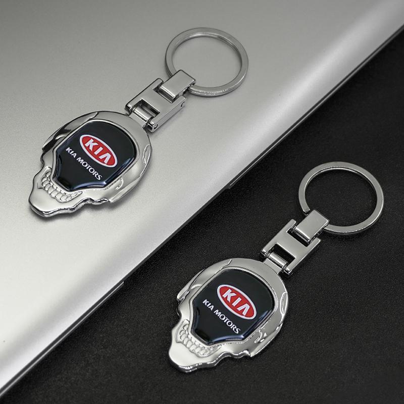 2026 Het Bilklistermärke 3D Metall Skalle Form Bilnyckelring Nyckelring Dekoration Styling För Nya Kia Rio K5 K2 Sportage Ceed Sorento P