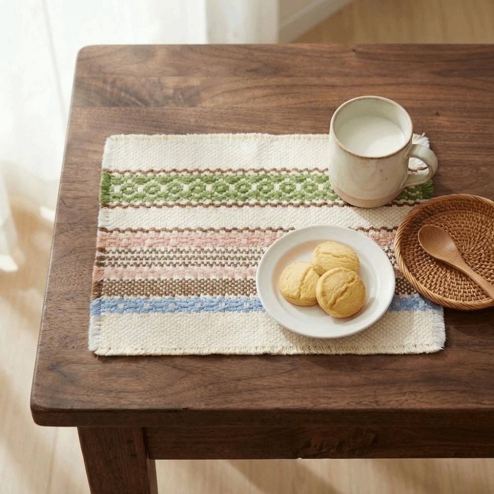 Wear-resistant Cotton Linen Woven Placemats Eco-Friendly Square Heat-Insulating Placemats Non-Slip Dinner Plate Mat Tea Party