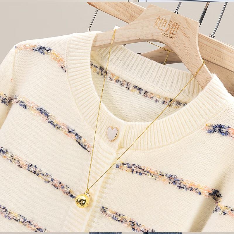 Women's Little Fragrance Style Striped Knit Cardigan