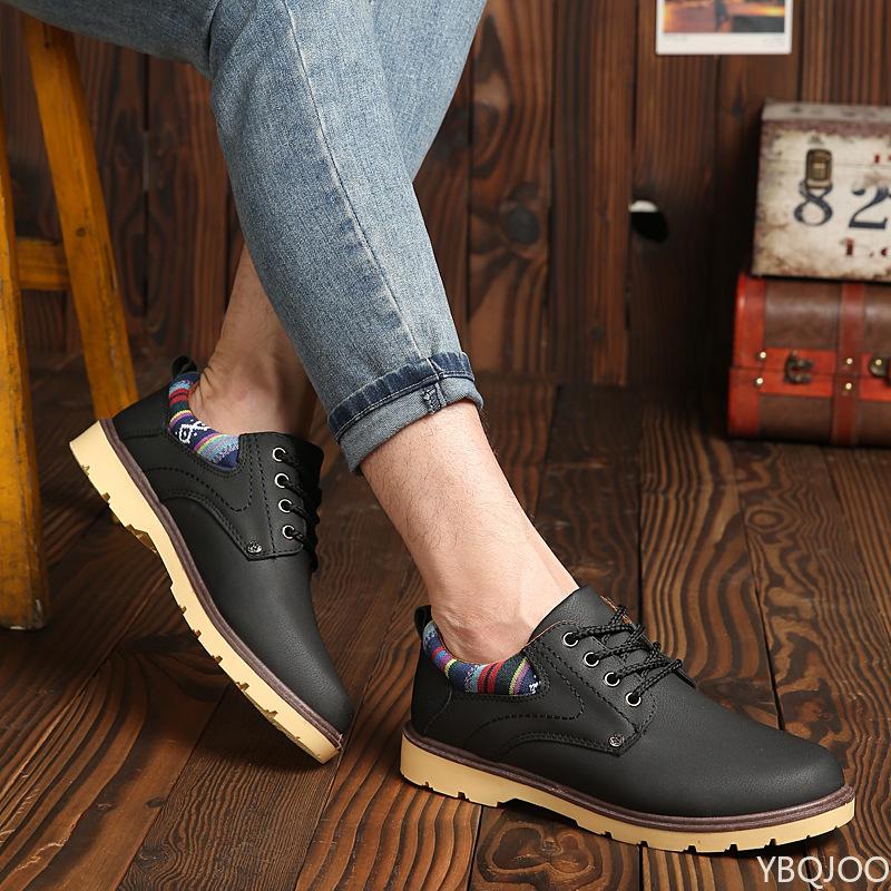 New Men's board Shoes British casual leather shoes Trendy comfortable workwear footwear Fashion lightweight Male Sneakers Homme
