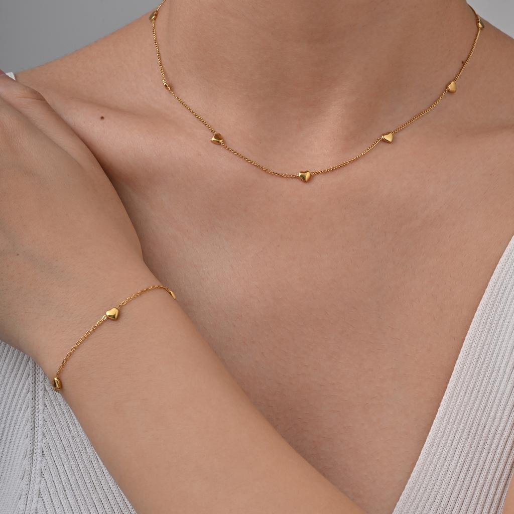 Dainty Heart Bracelet for Women, Minimalist Thin Chain Adjustable Love Charm Bracelet,Tarnish Free Gold Plated Party Jewelry