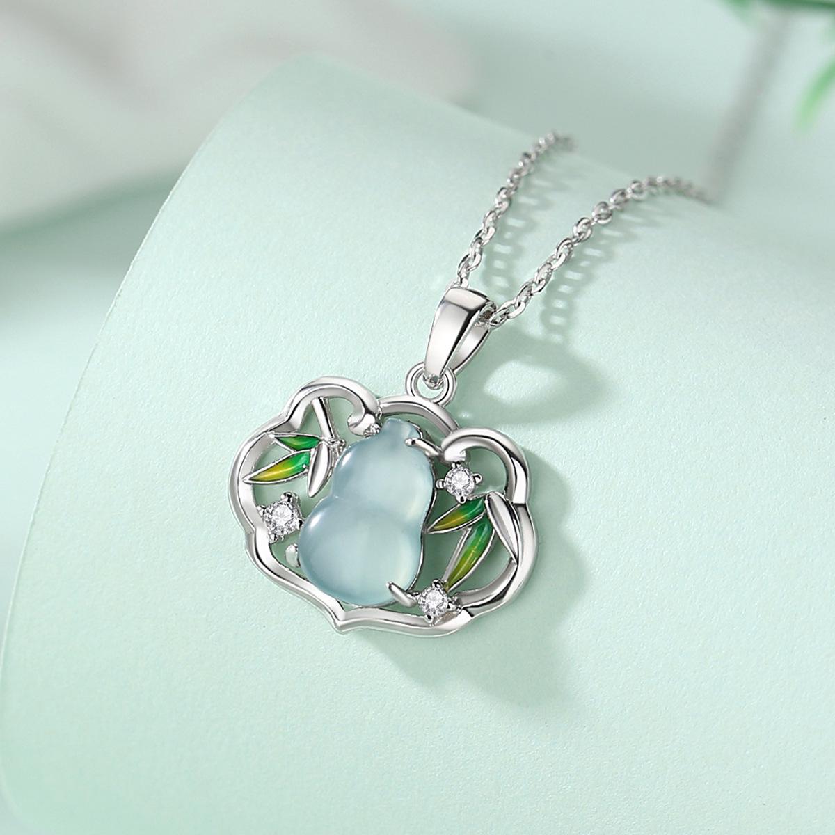 Tichia Jade Gourd Necklace: S925 Sterling Silver Chinese Ruyi Lock Clavicle Chain for Women 925 Sterling Silver