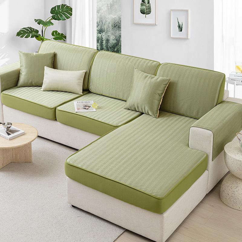 

Летний ледяной шелк Летний коврик Диван Узор елочка Летний коврик Подушка Кожаный диван из массива дерева 60*60cm