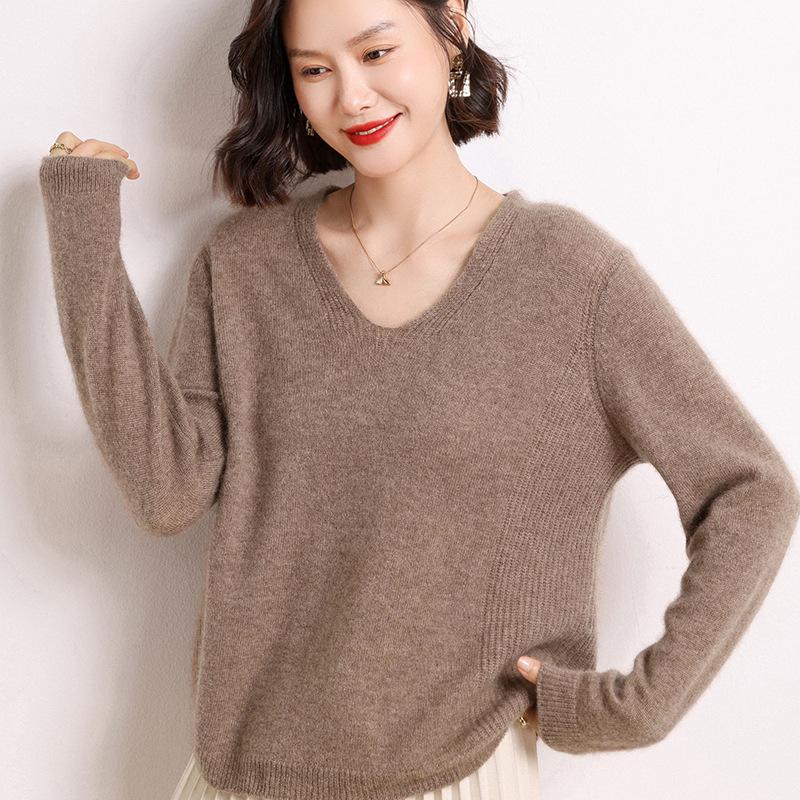 V-neck Cashmere Sweater for Women In Autumn and Winter New Loose and Versatile Cashmere Base Shirt Soft and Glutinous Warm Top
