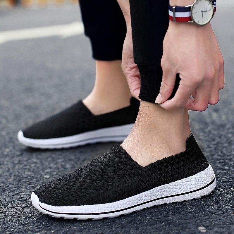 

Летние мужские кроссовки черного цвета с плетением, мягкие, легкие, спортивные туфли, повседневные, дышащие, без застежек, теннисные кроссовки 44 чёрный