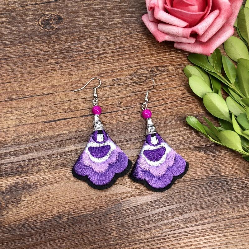 Hand-embroidered retro fabric earrings, flower fringed versatile femininity, stage performance, earrings, earrings.