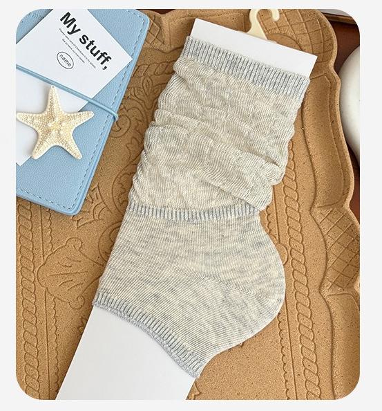 Ballet-style Stocking Cotton Summer Women's Thin Socks with Antibacterial Properties, Non-slippery, with Mesh Holes and Pleated Design.